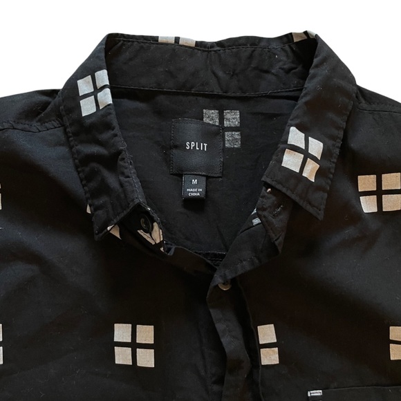SPLIT S/S Button Up - Picture 2 of 2